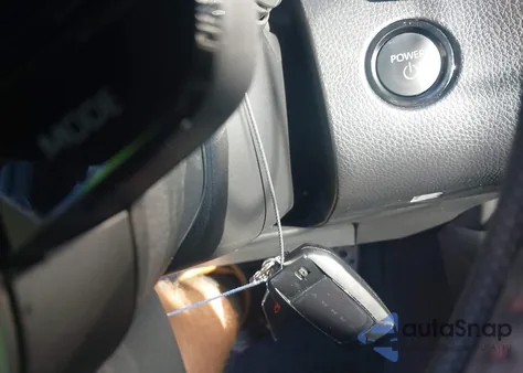 2025 Toyota Camry Xse z USA, uszkodzony, nr VIN 4T1DAACK7SU606825